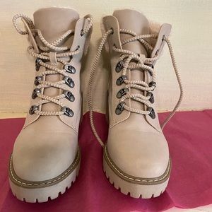 Dolce vita Huey hiker boots